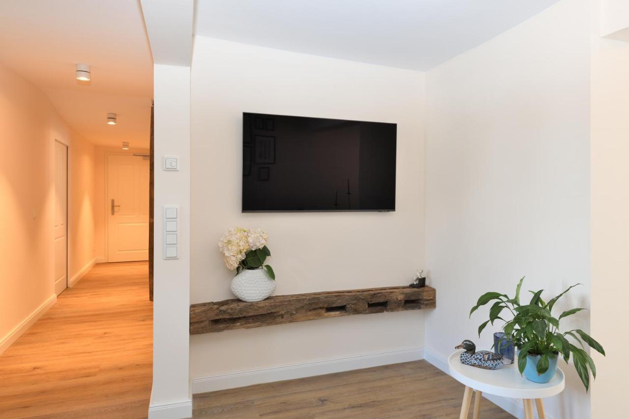 Heppenheim  Das Schiefe Haus- Wohnung "Nibelungen" מראה חיצוני תמונה